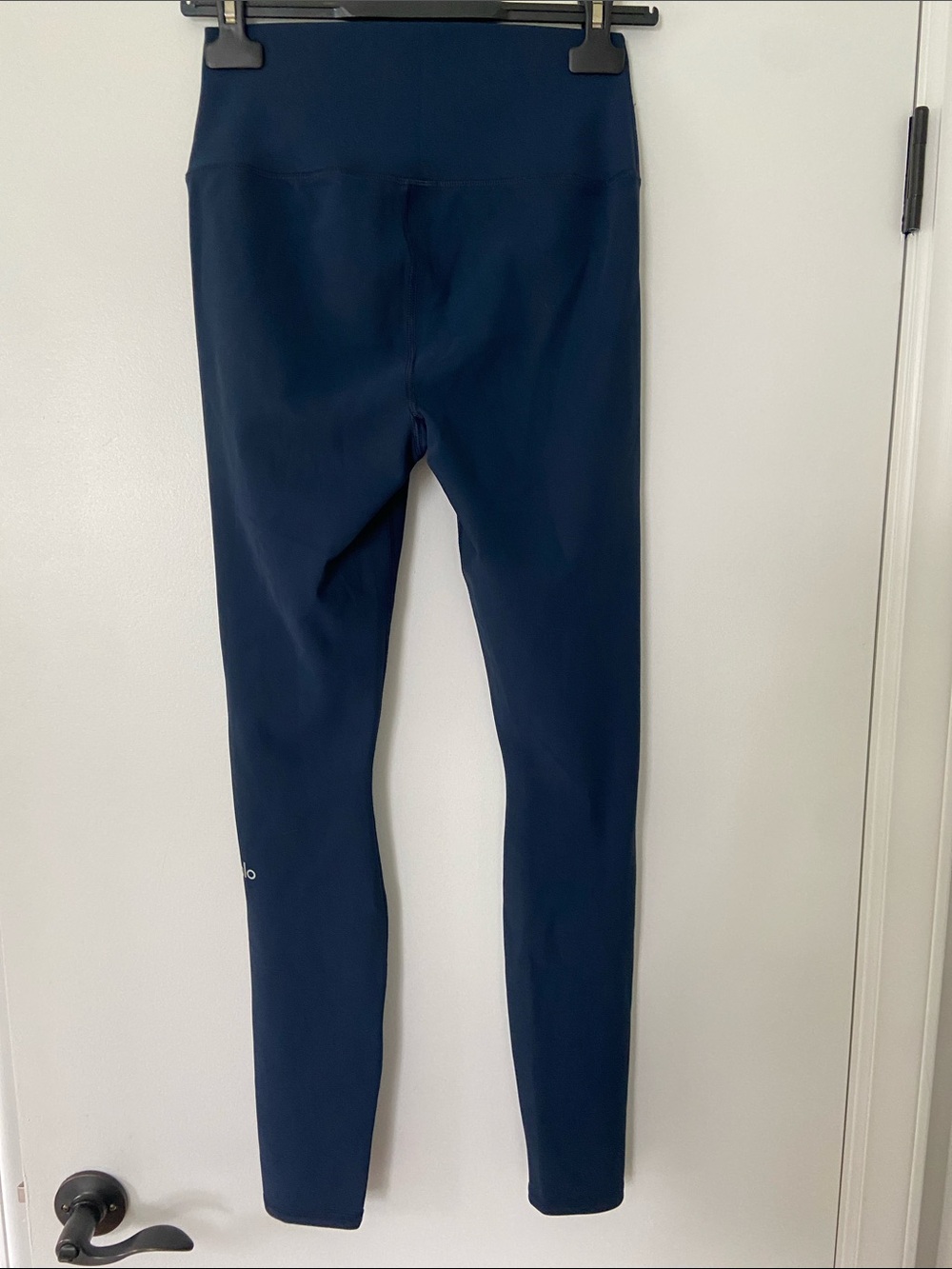 Alo Yoga Ripped Warrior Leggings Navy - Picture 6 of 13